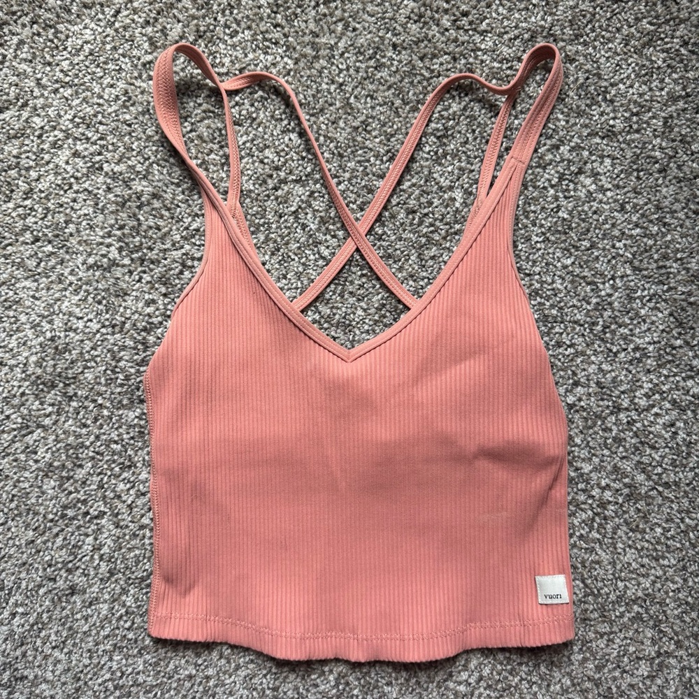 Vuori Ribbed Pink Crop Top